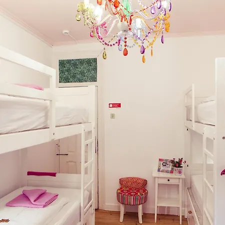 Хостел Chillout *